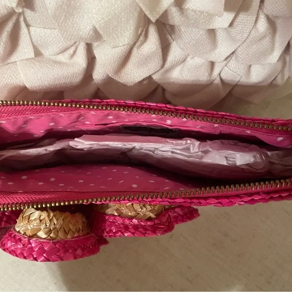 Hot pink and natural raffia clutch - Picture 2 of 4